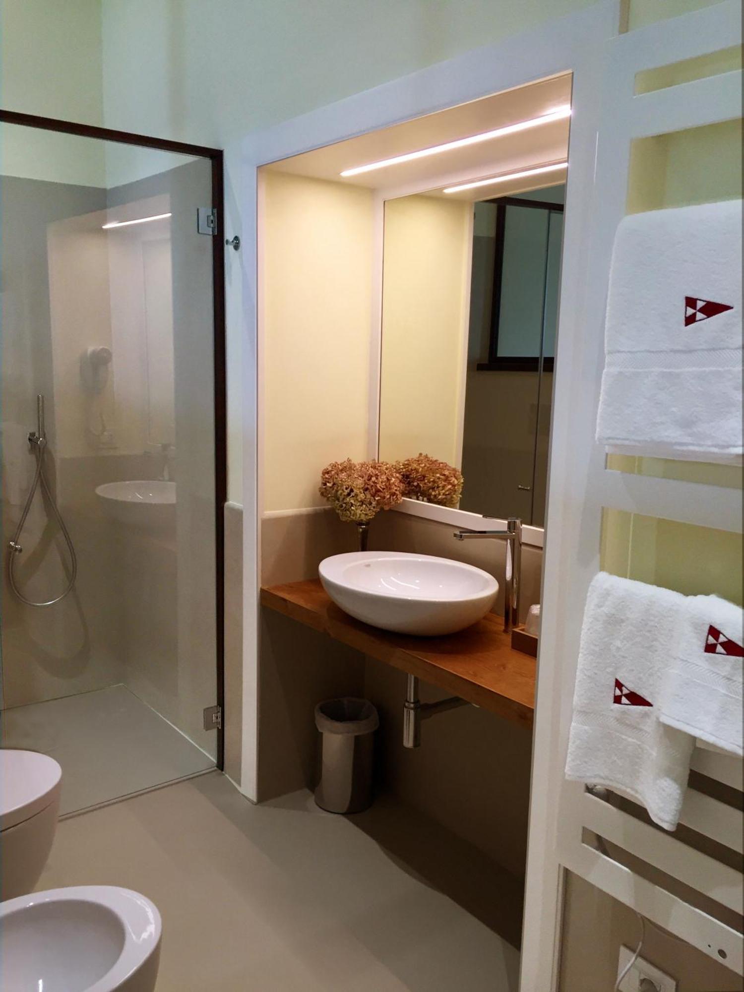Yacht Club Capo Cervo Suites B&B Sorrento Buitenkant foto
